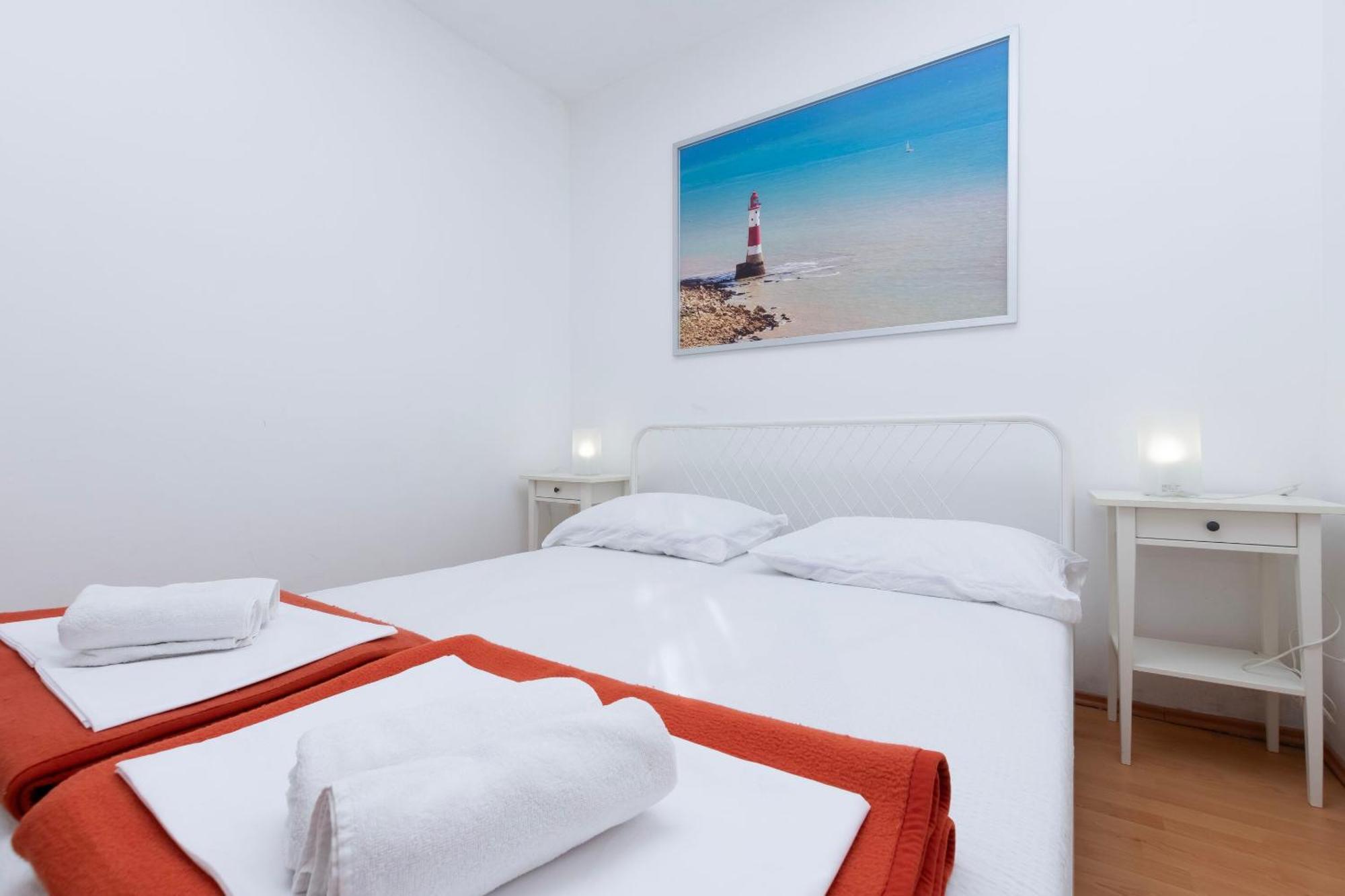 Apartments Ivo - Sea View; Pisak Exteriör bild