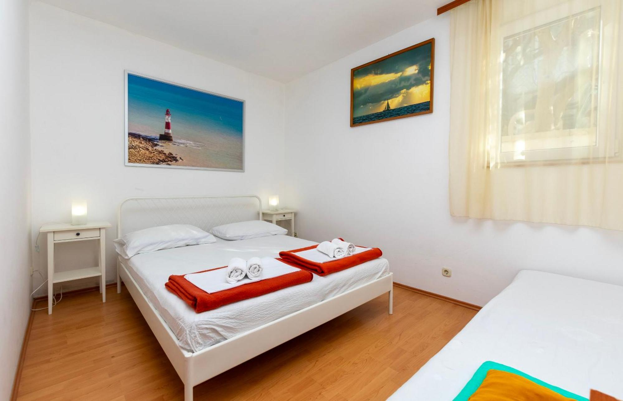 Apartments Ivo - Sea View; Pisak Exteriör bild